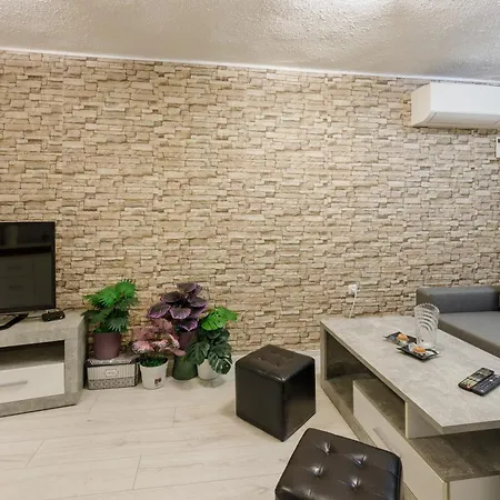 2br Flat Near Sea & Baths Apartamento Varna